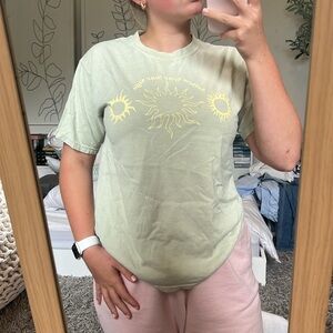 “Follow your star sign” Light green pacsun T-shirt